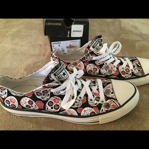 Converse Sugar Skull womans shoes